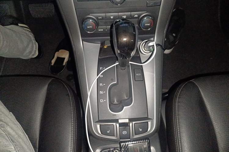 Used Chevrolet Captiva 2017 2.4L Two-Wheel Drive Luxury Edition 7 Seats
