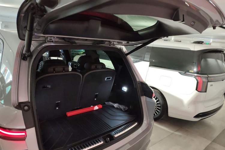 Used Li Auto L9 2022 Max model
