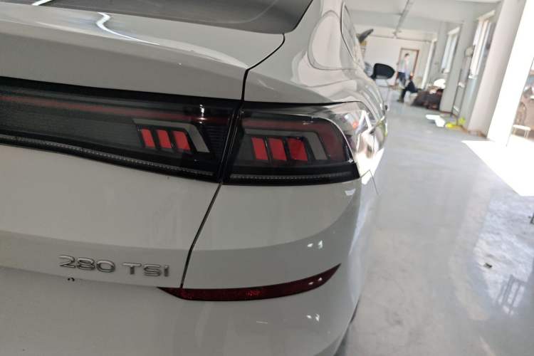 Used Volkswagen Lamando 2024 Lavida L 280TSI DSG Cool & Spicy Edition
