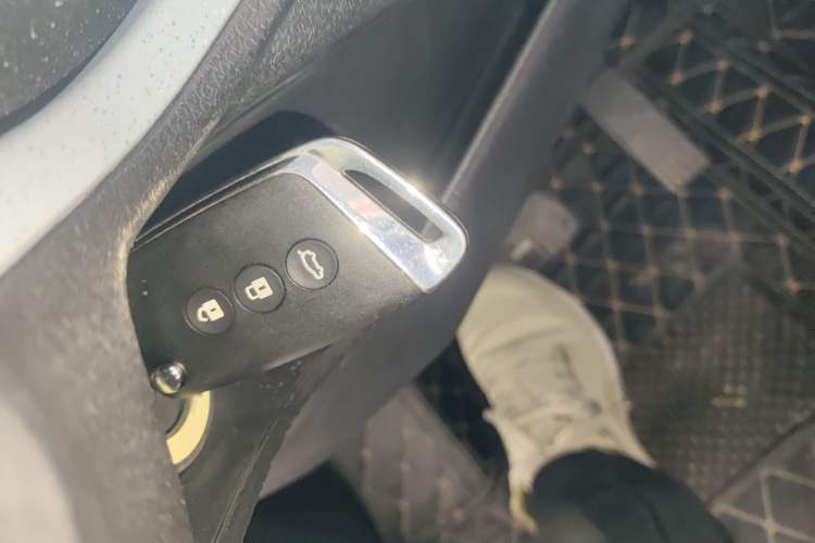 Used Baojun E300 2020 Plus Interstellar Smart Edition Vehicle Key