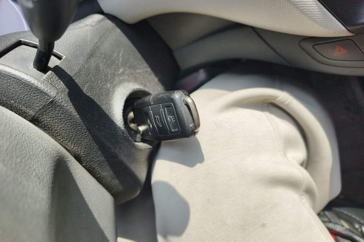 Used Chevrolet Sail 2015 Sail 3 1.3L Manual Ideal Edition