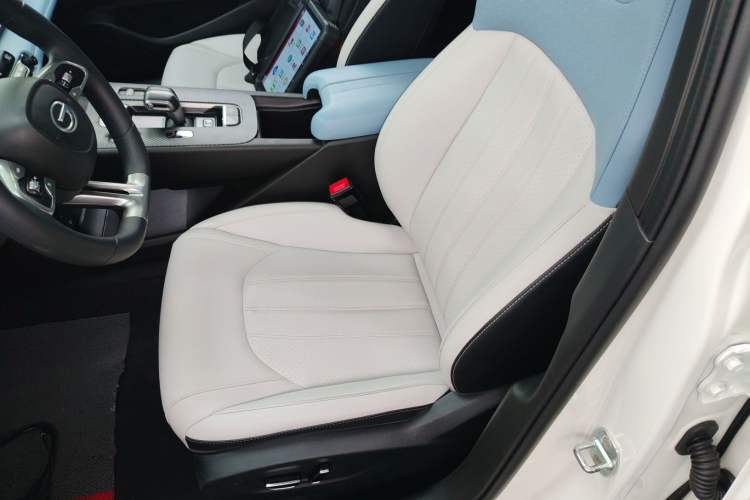 Used GAC Trumpchi EMPOW 2023 Shadow Leopard H High-Energy Hybrid Edition Left Front Seat