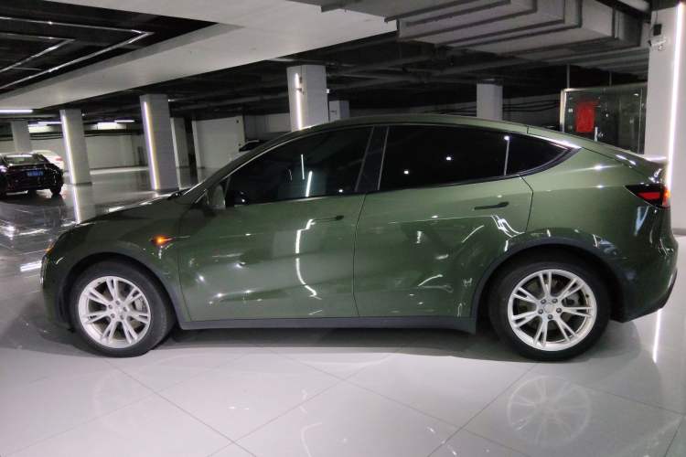 Used Tesla Model Y 2022 Rear-Wheel-Drive Version