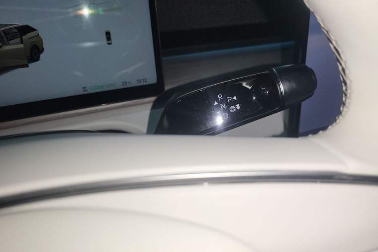 Used XPeng X9 2024 702 Ultra-Long Range Pro