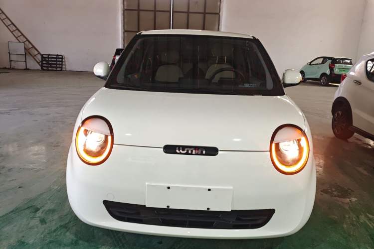 Used CHANGAN NEVO Lumin 2022 155 km – Refreshingly Sweet Edition Front