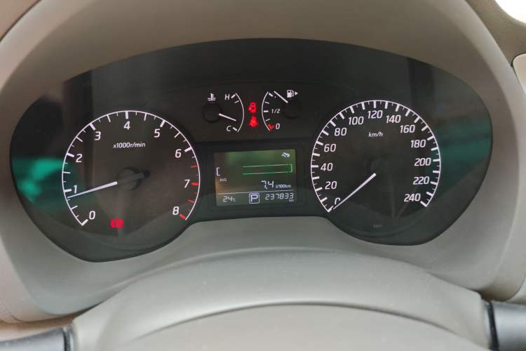 Used Nissan Sylphy 2014 1.6XV CVT Deluxe Edition