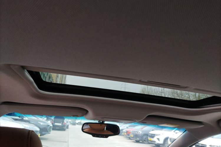 Used Buick Excelle GX 2018 18T Automatic Flagship Model
