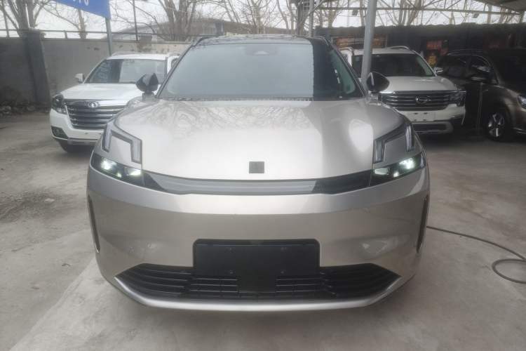 Used Lynk & Co 08 EM-P 2023 245km Ultra-Long Range Halo