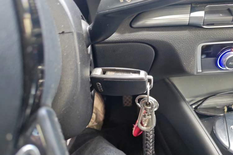 Used Audi A3 2015 Limousine 35 TFSI Millionth Anniversary Comfort Model Vehicle Key