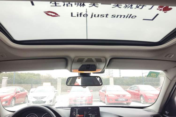 Used BMW 3 Series 2015 320i Active Edition
