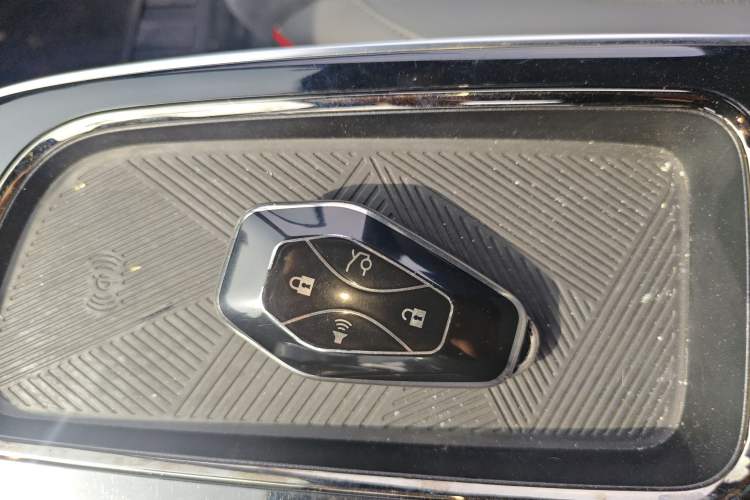 Used ARCFOX Alpha S 2022 HI Version Advanced Edition Interior 1