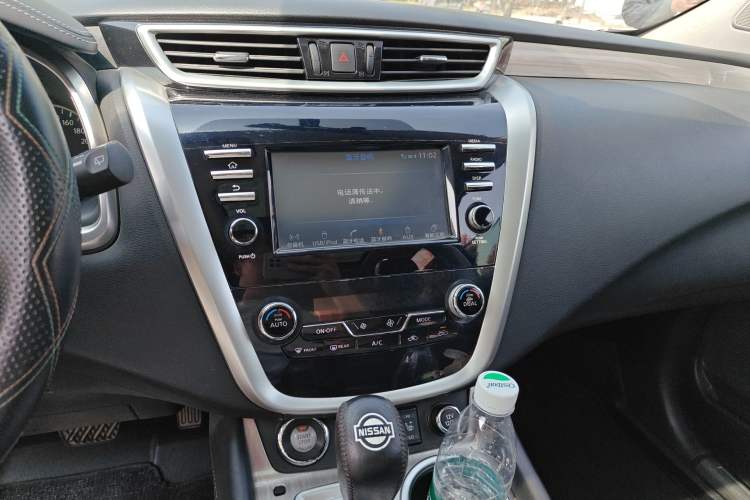 Used Nissan Murano 2017 2.5L XL Two-Wheel Drive Smart Edition