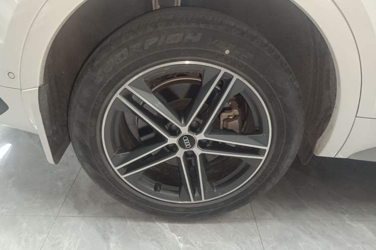 Used Audi Q5L Sportback 2021 40 TFSI Fashion Model
