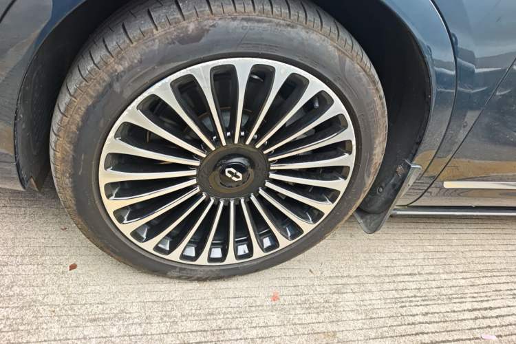 Used Hima AITO M9 2024 Range-Extended Ultra Version 42 kWh 6-Seater Model