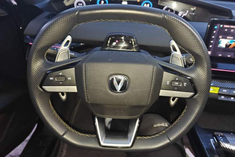 Used CHANGAN UNI-V 2022 1.5T Sport Edition Steering Wheel