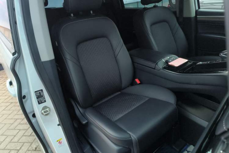 Used GAC Trumpchi M8 2023 Lingxiu Series 390T Luxury Edition
