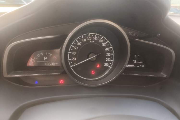 Used Mazda CX-4 2018 2.0L Automatic Two-Wheel Drive Blue Sky Dynamic Version China VI Standard
