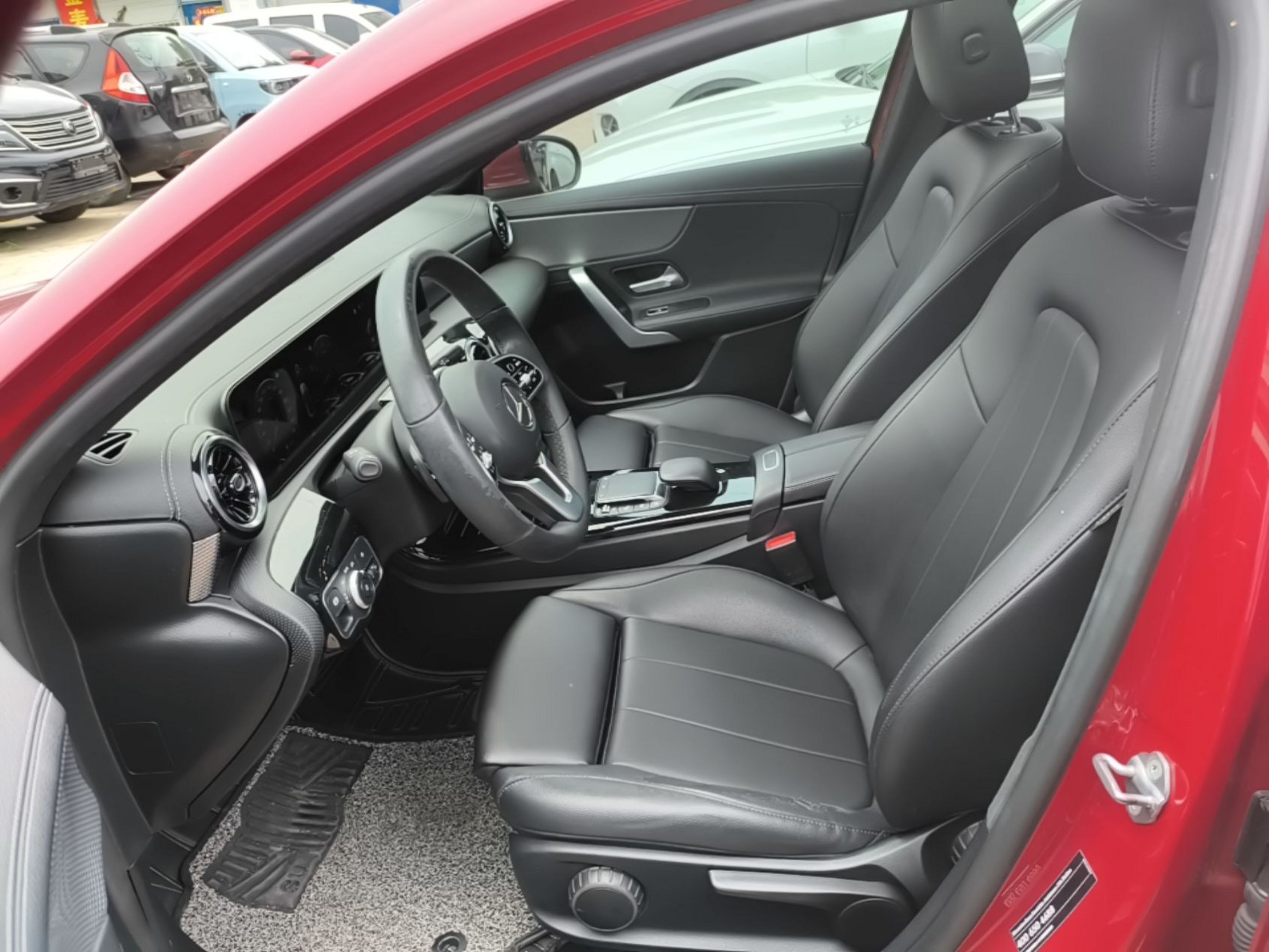 Interior delantero