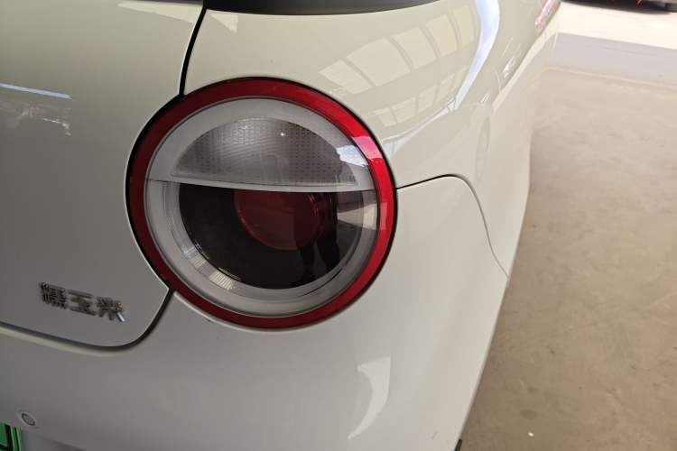 Used CHANGAN NEVO Lumin 2024 301km Orange Wind Edition Right Rear Taillight