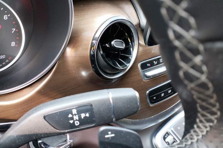 Used Mercedes-Benz V-Class 2022 V 260 L Long-wheelbase Luxury Edition