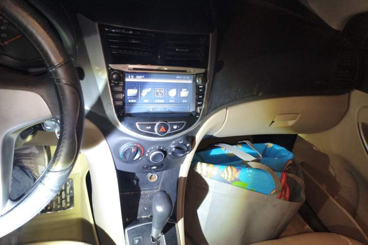 Used Hyundai Verna (older generation) 2014 1.4L Automatic Smart GLS