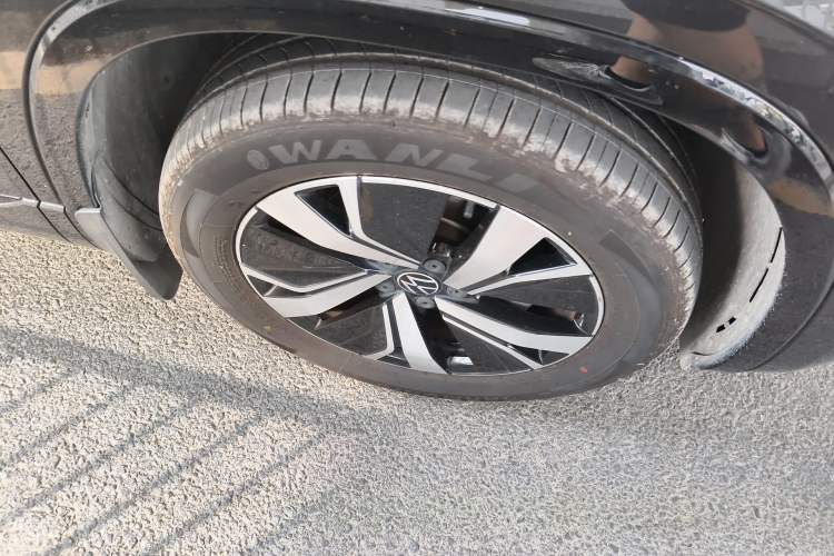 Used Volkswagen Tayron GTE Plug-in Hybrid 2022 1.4T Luxury Edition Right Front Wheel Hub