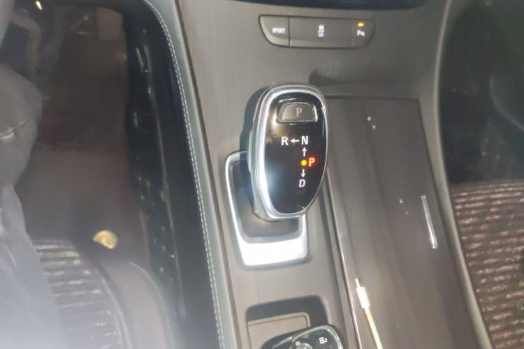 Used Buick LaCrosse 2020 652T Luxury Version Gear Lever