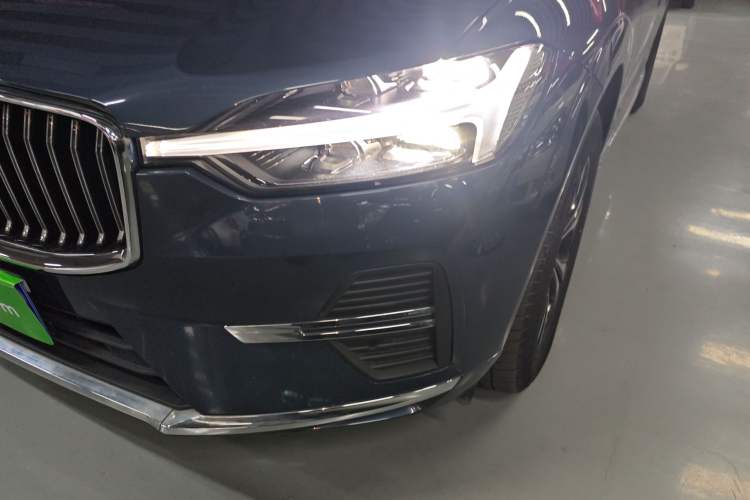 Used Volvo XC60 2024 B5 4x4 Smart Luxury Edition
