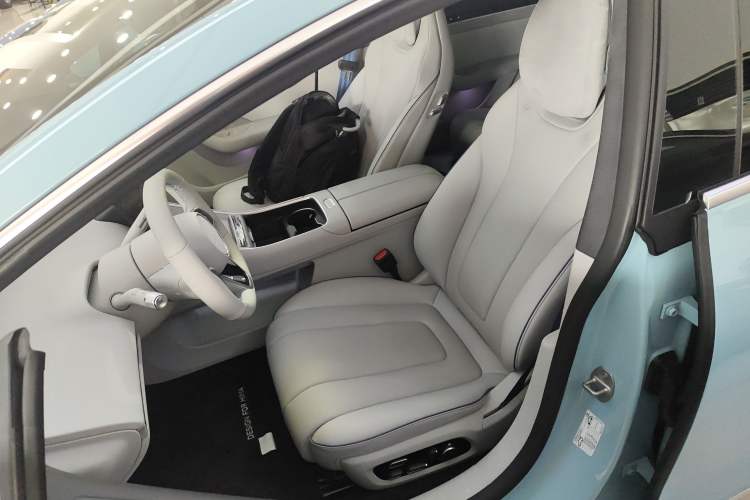 Used Hima Luxeed S7 2025 785 km Ultra