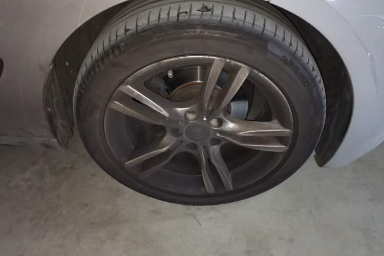 Used BMW 3 Series GT 2016 320i Design Package Edition Right Front Wheel Hub