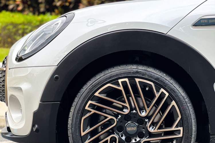 Used MINI Clubman 2023 Final Edition The Last Gentleman Commemorative Edition