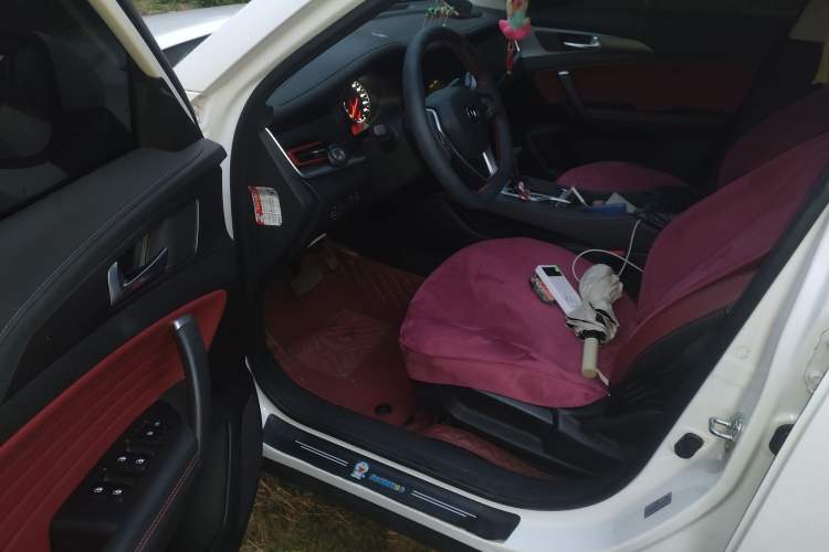 Used CHANGAN CS35PLUS 2020 1.4T DCT Yue Lian Blue Whale Edition
