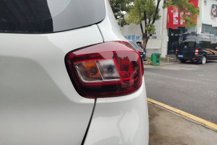 Used Dongfeng NAMMI BOX 2022 Chasing Wind Edition 331 km Standard Model Right Rear Taillight