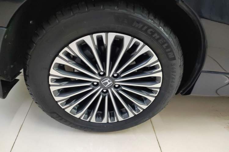 Used Honda Avancier 2023 370TURBO Two-Wheel-Drive Luxury Edition
