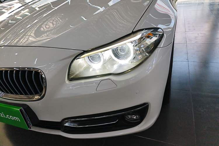 Used BMW 5 Series 2014 525Li Luxury Design Package