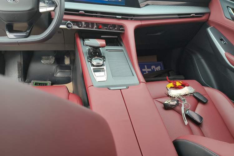 Used CHANGAN CS75 PLUS 2022 2nd Generation 1.5T Automatic Luxury Edition
