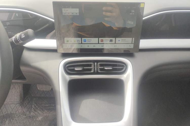 Used Geely Galaxy Geome 2025 310km Youth Edition Audio And AC Panel