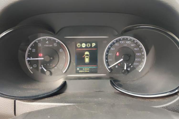 Used Dongfeng Aeolus AX7 2018 Classic 1.6T Automatic Luxury Model