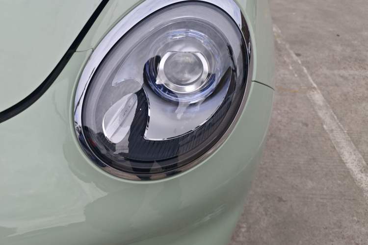 Used ORA Good Cat 2023 401 km Standard Range Premium Version Lithium Iron Phosphate