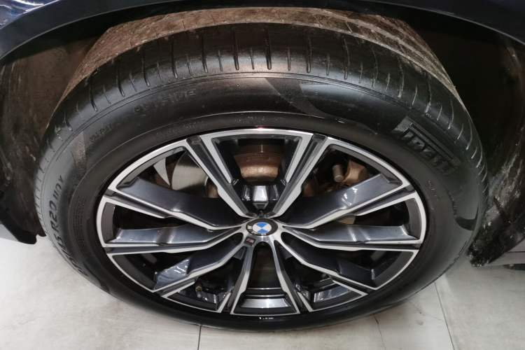 Used BMW X5 2022 Restyled xDrive 30Li Luxury Version M Sport Package