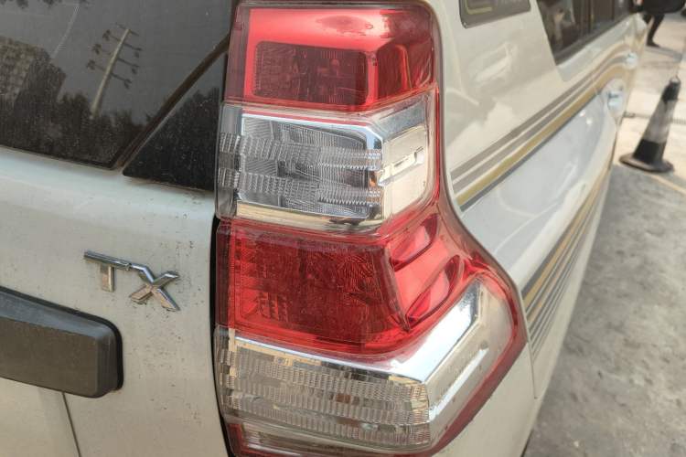 Used Toyota Prado 2016 2.7L Automatic Standard Edition