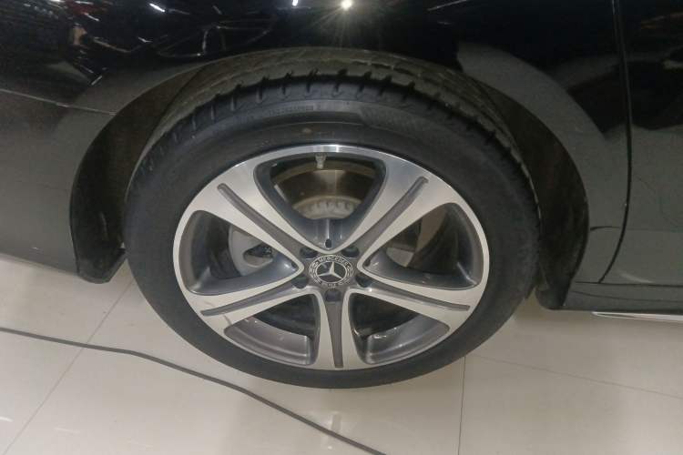 Used Mercedes-Benz E-Class 2020 Facelift E 260 L Sport Edition