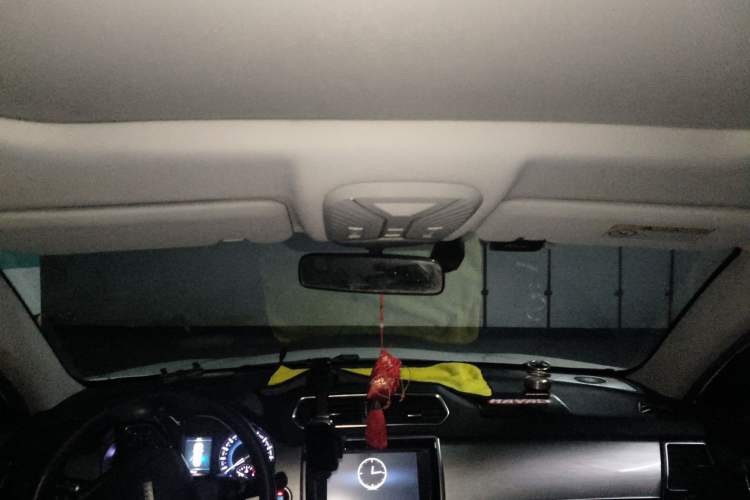 Used Haval H2 2018 1.5T Dual-Clutch Two-Wheel Drive Fashion Model China VI Standard
