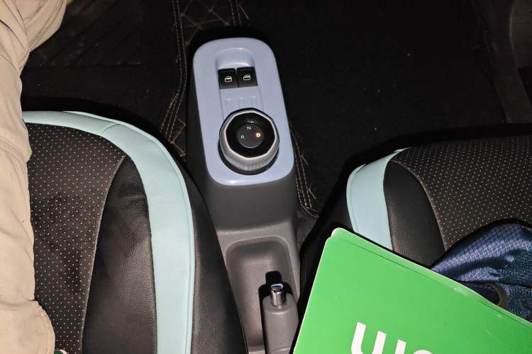 Used Geely Galaxy Panda 2023 Panda Mini 120km Super Cute Bear
