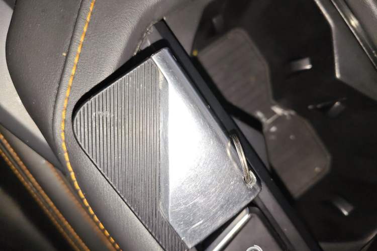 Used Lynk & Co 06 EM-P 2022 PHEV 84 km Range Pro Version