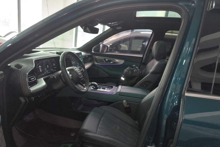 Used GAC Trumpchi GS8 2022 Flagship Series 2.0 TGDI Two-Wheel-Drive Prestige Edition (7 Seats)
