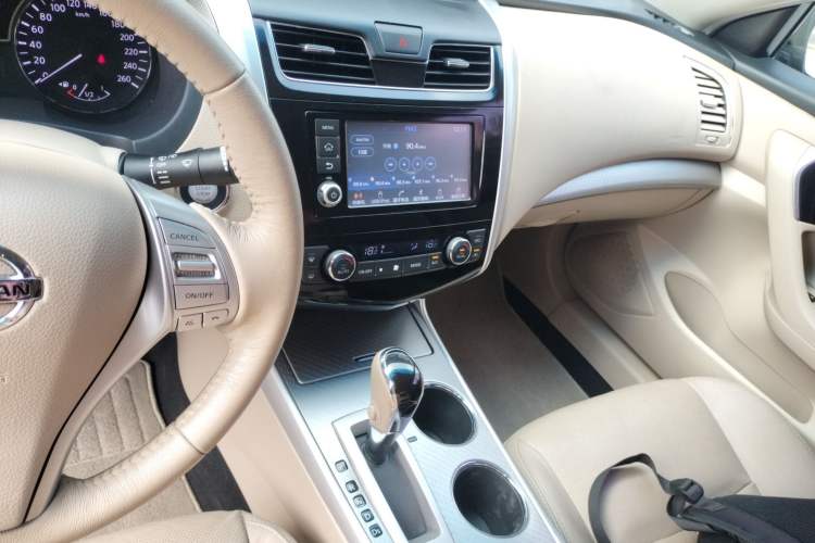 Used Nissan Teana 2016 Revised Version 2.0L XL Comfort Edition
