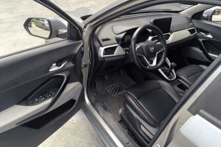 Used Baojun 510 2019 1.5L Manual Jingxiang Model 77kW China VI Emission Standard
