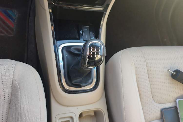 Used Chery E3 2013 1.5L Manual Fashion Model