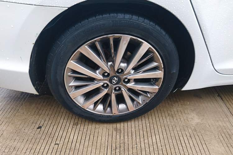 Used Hyundai Mistra 2017 1.8L Automatic Deluxe DLX Model China V Emission Standard